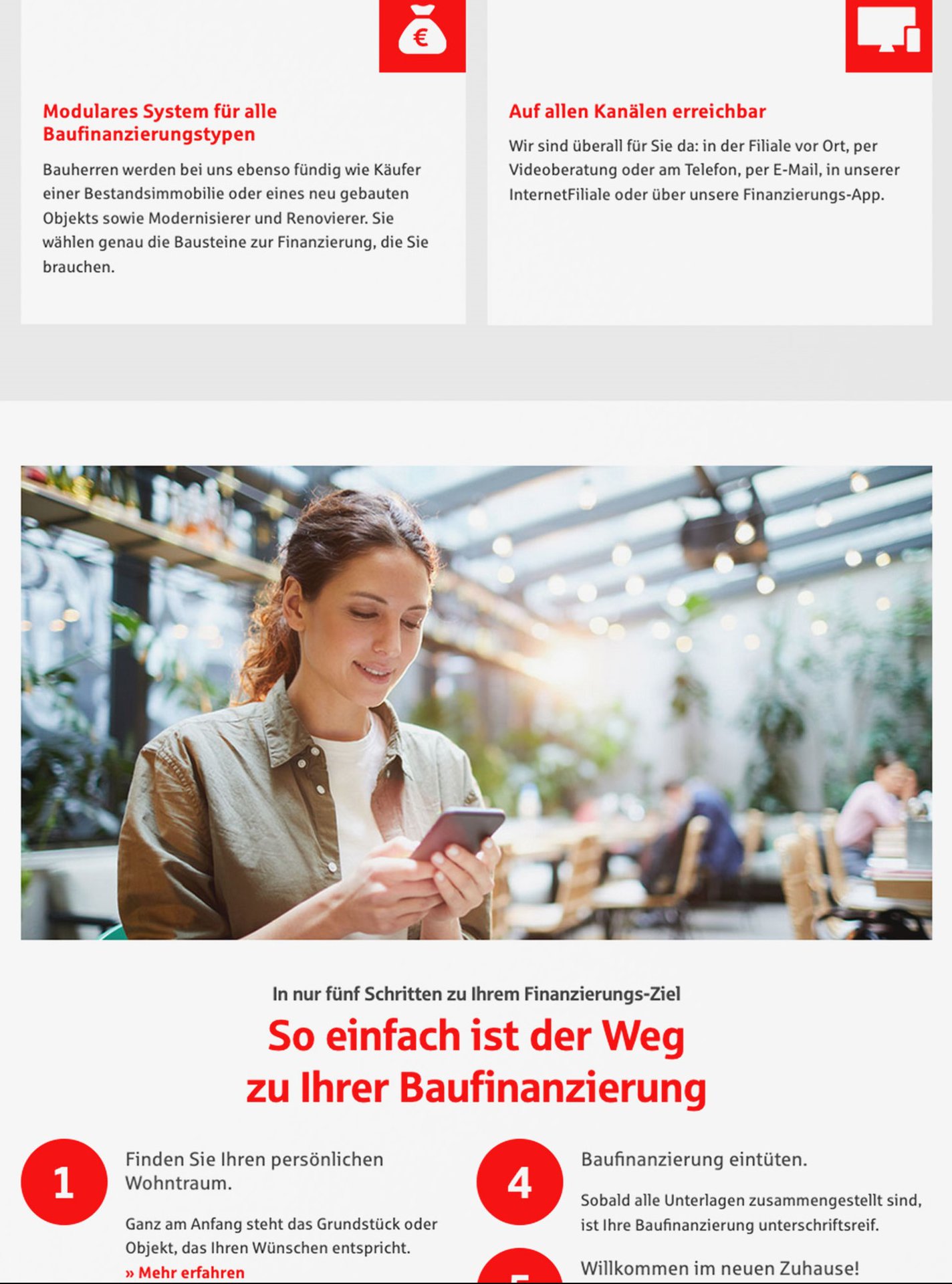 Ein Ausschnitt der Baufinanzierungs-Website der KSK Herzogtum Lauenburg zeigt eine Frau, die auf ihr Smartphone schaut